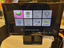 LG 22" TV - 22MA33D-PZ  - MONITOR FREEVIEW TV - HDMI + Remote control