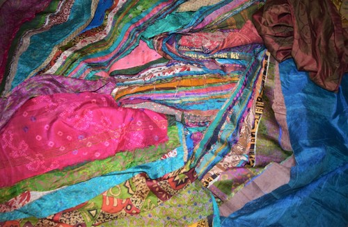 100 huge lot pure - gr, silk