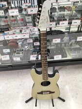 FENDER STRATACOUSTIC Acoustic