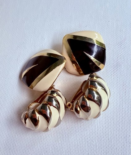 Vintage gold tone enamel - gold,