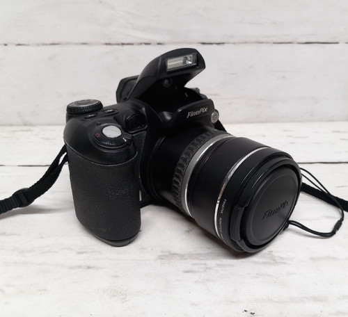 Fujifilm digital bridge camera - digital,