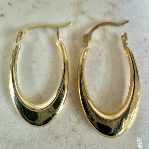 9ct yellow gold small fancy - 9ct,