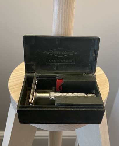 Vintage gillette tech - vintage, “tech”