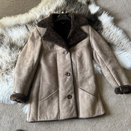 Ladies sheepskin coat size 10 - sheepskin, size.