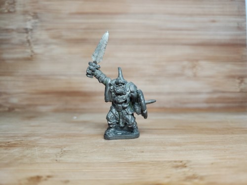 Grenadier nick lund - qr,