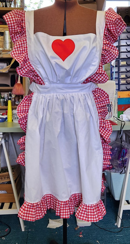 Fabulous panto dame apron - fabulous,
