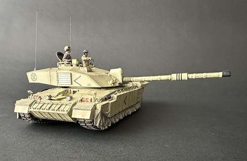 Forces valor 32 british - 1:32,