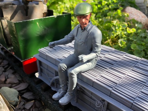 16mm sitting driver - driver, ron