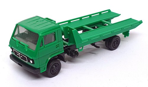 Herpa scale 817 500 man - 500,
