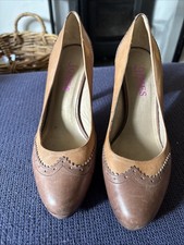 Jones Bootmaker Women's High Heels Size 5