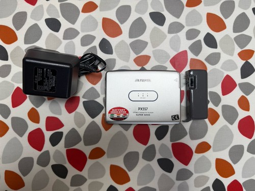 Aiwa 557 portable cassette - aiwa,