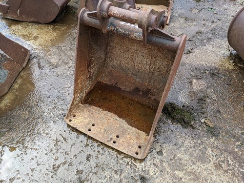 600mm excavator digging bucket - digging,