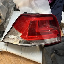 2012-2017 VW GOLF 5G MARK 7 MK7 -LEFT SIDE PASSENGER SIDE REAR OUTTER BACK LIGHT