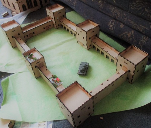 15mm castle max - castle, size