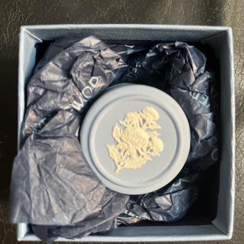 Wedgwood white pale blue - wedgwood,