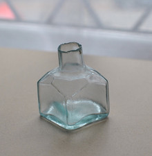 SUPERB!!  ANTIQUE GLASS  INK BOTTLE WELL  VICTORIAN  Sheared Lip