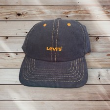 Levis Classic Holiday Cord