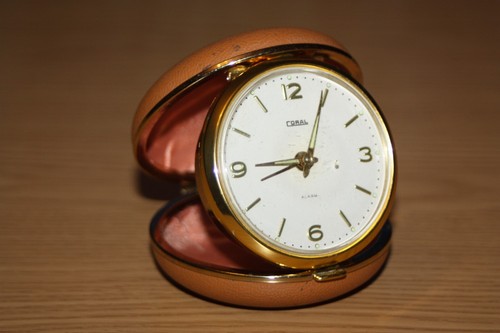 Vintage collectable clock - collectable,