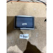 Tomtom One XL 4S00.000 Portable GPS Navigator Silver 4.3" Touchscreen Bluetooth