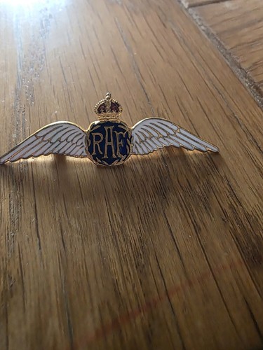 Raf lapel badge - lapel,