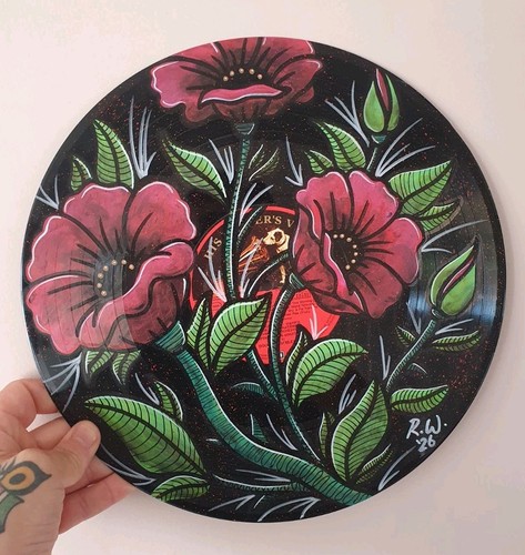 Hand painted traditional - painted,