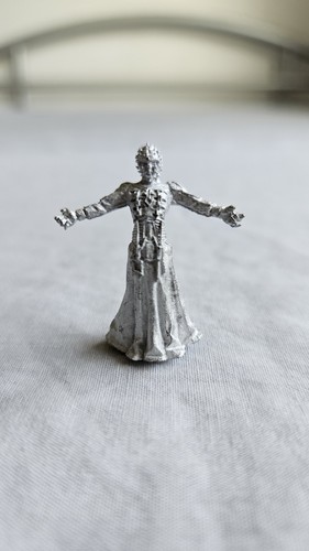 Pinhead hellraiser cenobite - hellraiser,