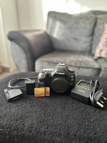 Canon eos mark - mark, iv