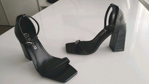 Women black boohoo - black, open