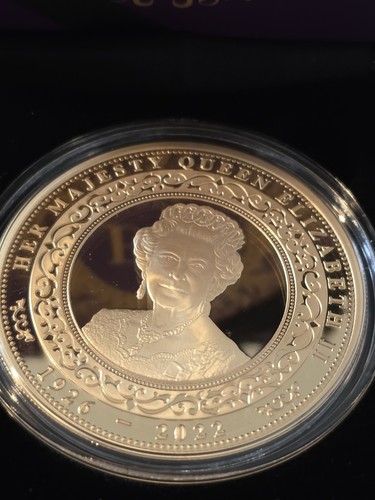 Her majesty queen - her, ii