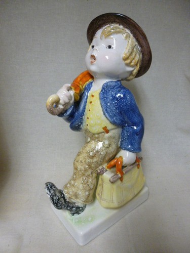 Hummel goebel figurine - hummel,