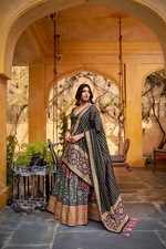 Women Pichwai Print Lehenga