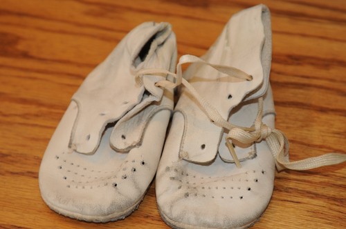 Vintage baby doll white - baby,
