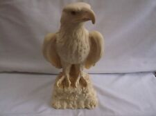 Bald Eagle Resin Ornament Statue Garden Sculpture Bird of Pray Figure 2 kilos.