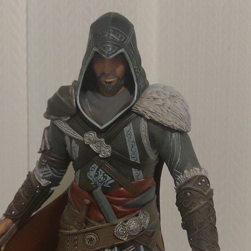 Assassins creed enzio auditore - enzio,