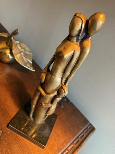 Lovely brass bronze sculpture - lovely,
