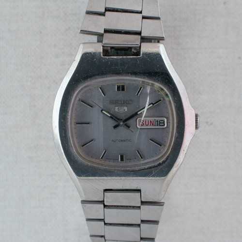Vintage seiko automatic - seiko, 5