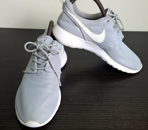 Nike roshe run trainers - nike, grey