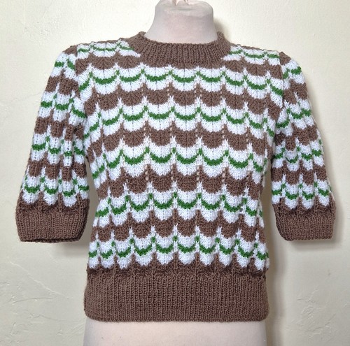 Womens hand knitted - hand, 1940s