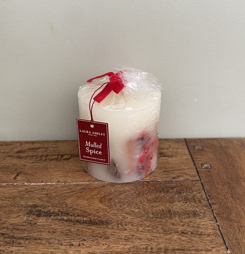 Laura ashley candle mulled - laura,