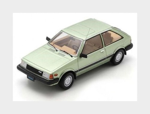 Schuco mazda familia - 1:43,