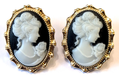 Costume jewellery vintage - jewellery,