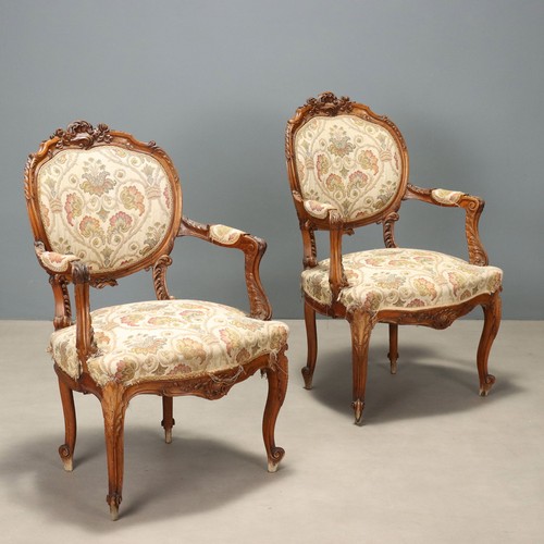 Antique armchairs baroque - antique,