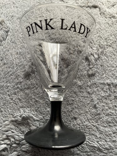 Pick lady martini style - style, glass