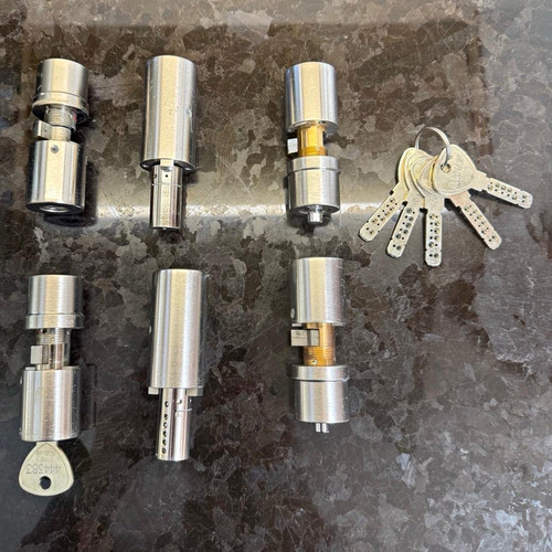 Rim cylinder locks set with - set, 6