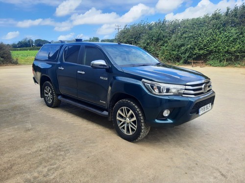 2018 toyota hilux - invincible,