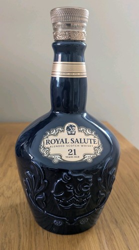Chivas regal royal salute - royal,