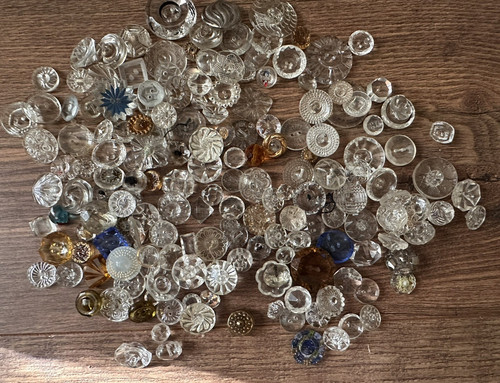 Large selection vintage - of, /