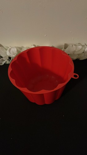 Red vintage hard - vintage, plastic