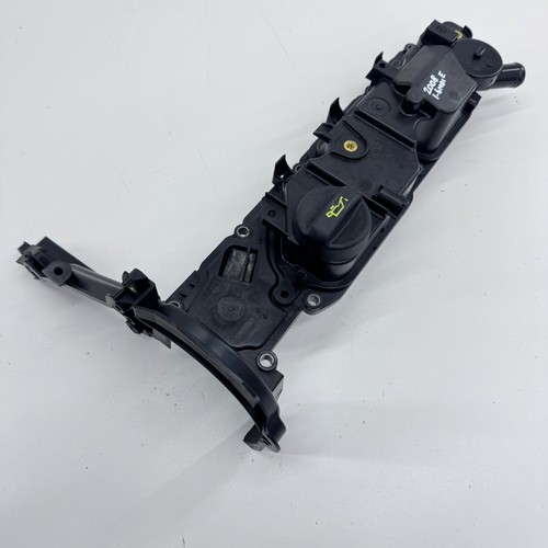 Peugeot 2008 mk1 rocker cover - 2008,