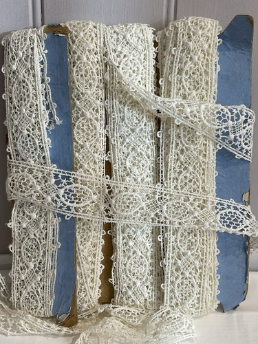 Vintage schiffli lace white - vintage, lace,